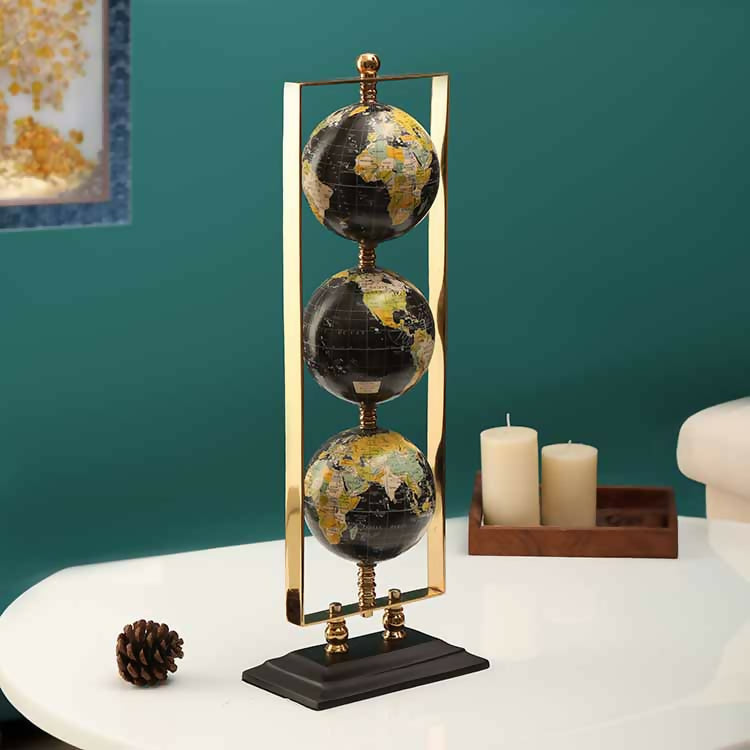 Vertical Triple Golden Globe Stand 44-379-21-3